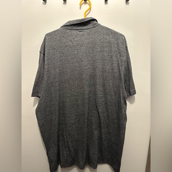 Men’s XXL Old Navy Polo Shirt - Picture 3 of 3